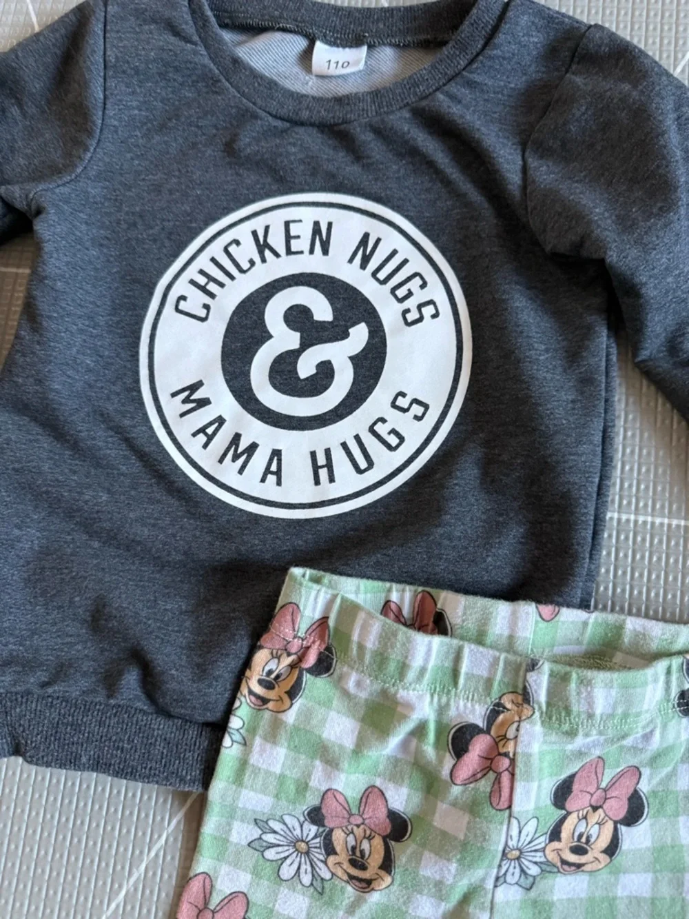 Disney|Baby girl set,Minnie leggings & Charcoal 'Chicken Nugs & Mama Hugs' top•